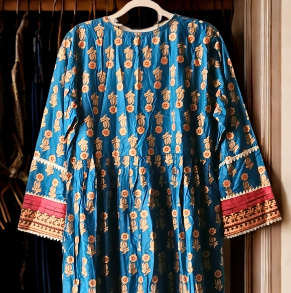 Boho Chic Blue Floral Maxi Dress - Picture 7 of 13